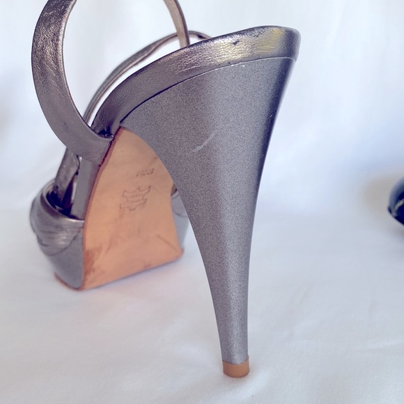 Beautiful Via Spiga Silver Leather Ankle Strap High Heels Sandals 9M “Vero Cuoio - Picture 10 of 12